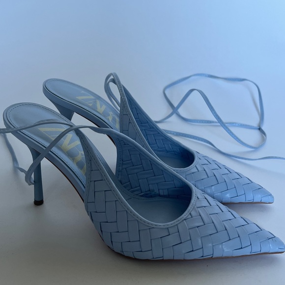 STILETTO HEELS - Picture 5 of 6